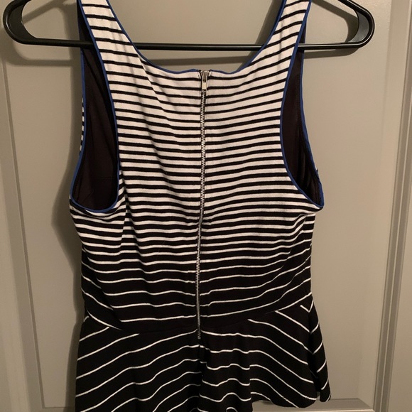 Express Striped Top - Picture 2 of 3